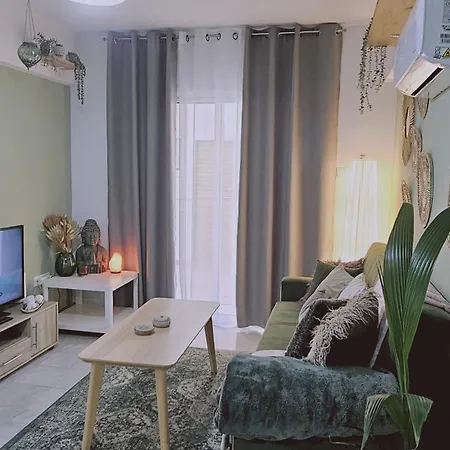 アパート Stay Green Apartment