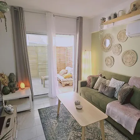 Stay Green Apartment شقة